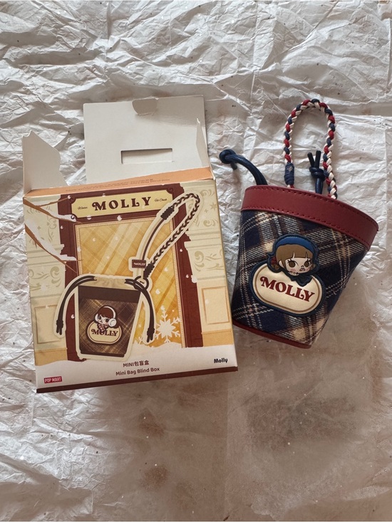POP MART Accessories - POP MART Molly Mini Bag Fit Check Series - Robin Redbreast